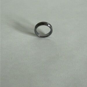 New Sleek Tungsten Men's Ring Size 9.